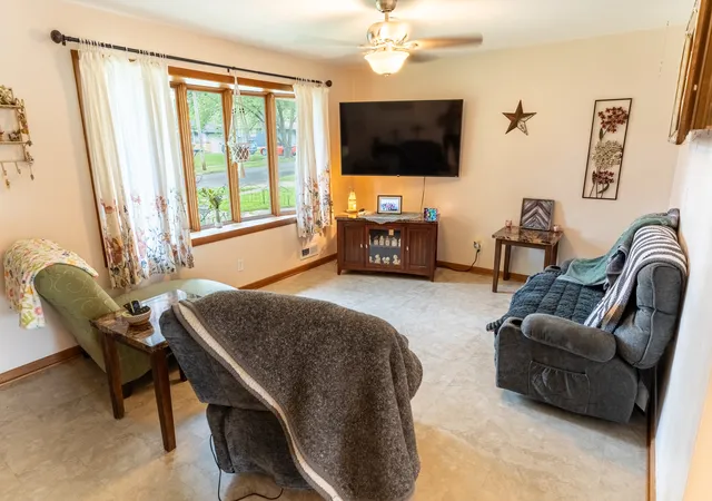 Homes for sale in Rockford, IL | 3931 Seward Ave, Rockford, IL 61108 | MLS# 12698061