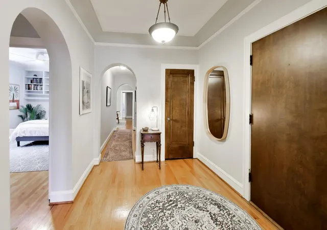 Homes for sale in Oak Park, IL | 530 Washington Blvd, Oak Park, IL 60302