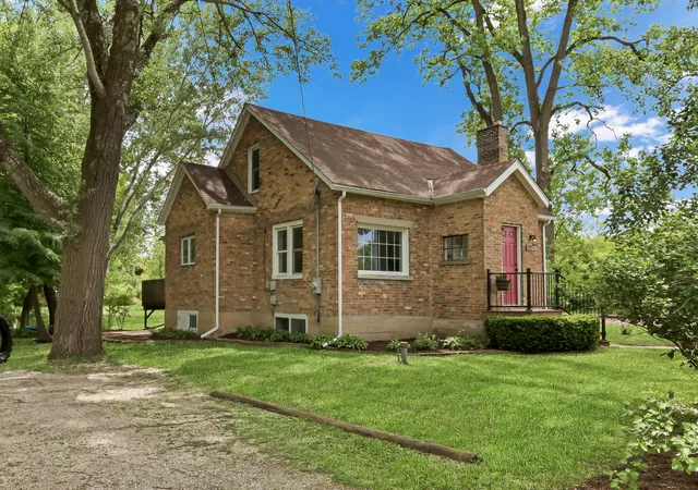 Homes for sale in Wadsworth, IL | 13719 W Wadsworth Rd, Wadsworth, IL 60083 | MLS# 12698103
