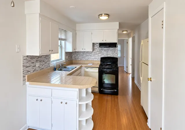 Photo 3 of Single family home for sale at 7226 W 60th Place, Summit, IL 60501 | MLS# 12698195 | Listing updated on 2026-10-03