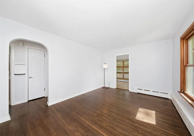 Photo 2 of Sale Pending at 512 S Calumet Ave, Aurora, IL 60506 | MLS# 12698234 | Listing updated on 2026-09-12