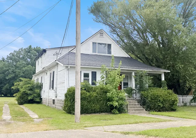 5th image of 1415 N Park Ave, Herrin, IL 62948 | MLS# 12698277