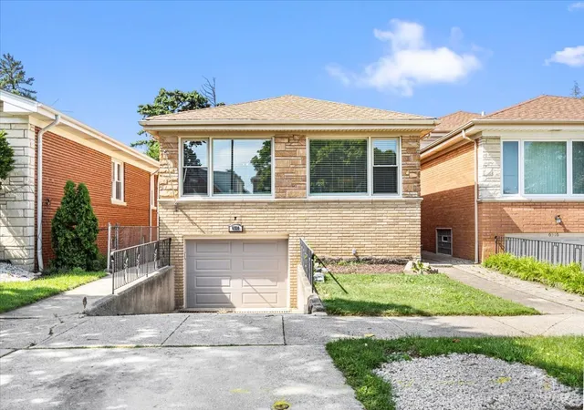 2nd image of 6320 W Lawrence Ave, Chicago, IL 60630 | MLS# 12698293
