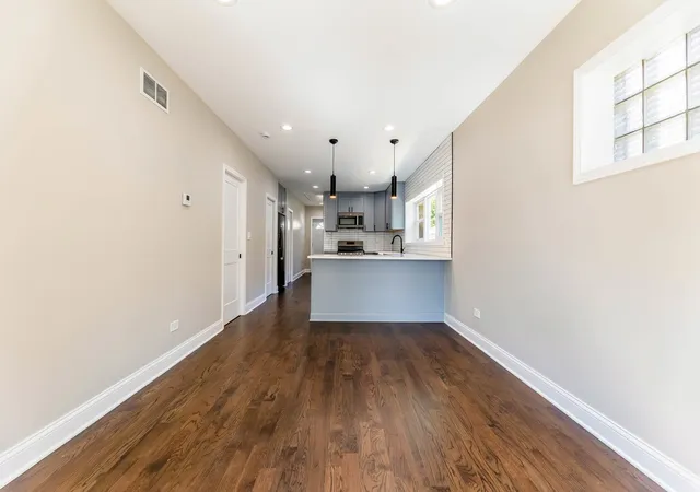 3rd image of 3136 Harvey Ave, Berwyn, IL 60402 | MLS# 12698294
