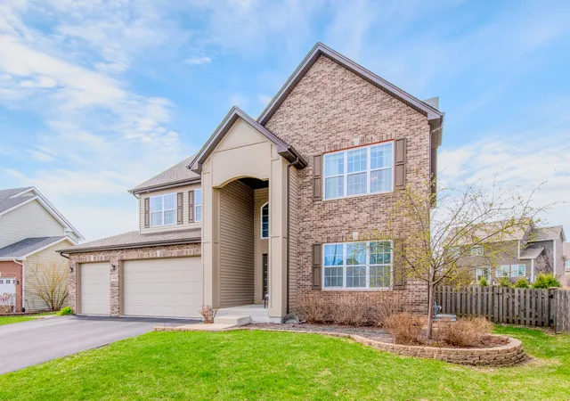 2nd image of 7414 Ascot Ct E, Joliet, IL 60431 | MLS# 12698307