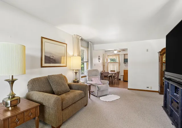 4th image of 205 W 29Th St, South Chicago Heights, IL 60411 | MLS# 12698311
