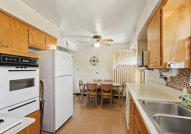 5th image of 205 W 29Th St, South Chicago Heights, IL 60411 | MLS# 12698311