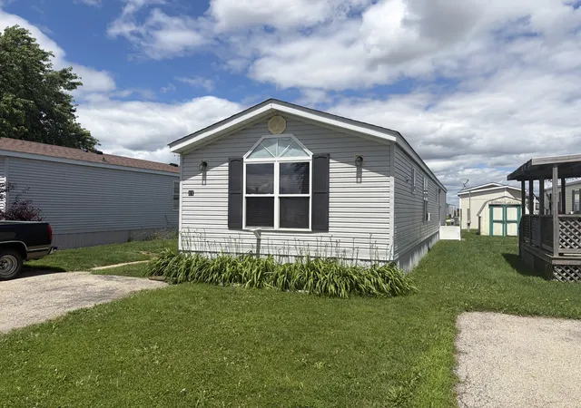 8th image of 11 Beech St, Minooka, IL 60447 | MLS# 12698314