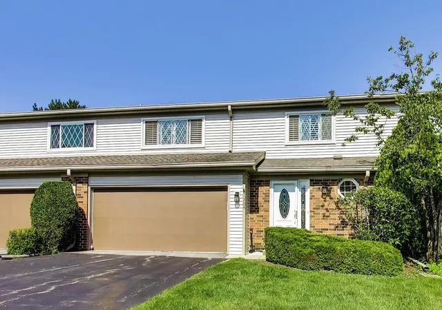 Photo 1 of Townhouse for sale at 1204 Garfield Ave, Libertyville, IL 60048 | MLS# 12698322 | Listing updated on 2026-09-05