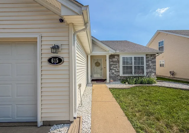 image of 615 Corey Ln, Champaign, IL 61822 | MLS# 12698325