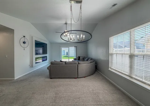 image of 615 Corey Ln, Champaign, IL 61822 | MLS# 12698325