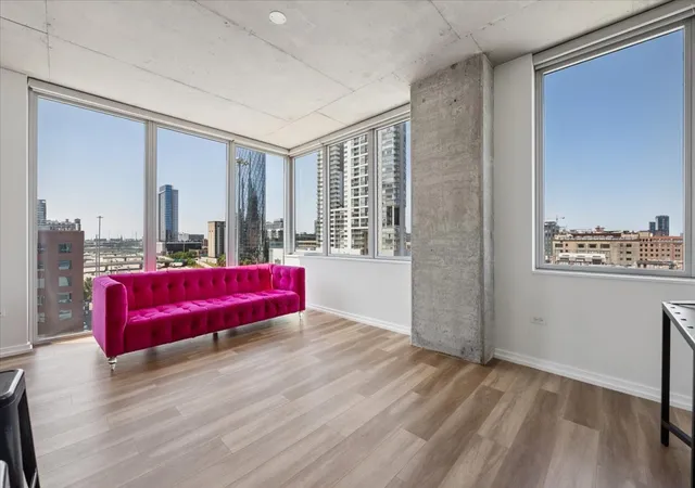 Homes for sale in Chicago, IL | 659 W Randolph St #813, Chicago, IL 60661 | MLS# 12698326