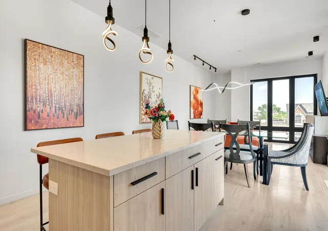 5th image of 2135 W Cermak Rd #4N-PH, Chicago, IL 60608 | MLS# 12698348