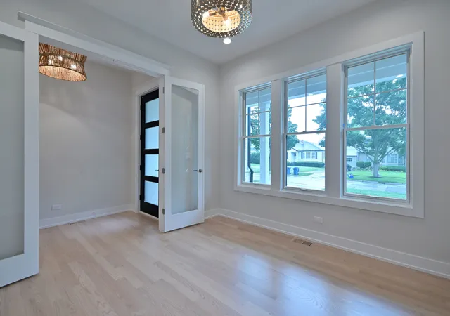 image of 456 Elm St, Elmhurst, IL 60126 | MLS# 12698379