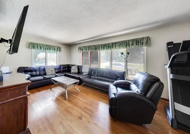 Homes for sale in Arlington Heights, IL | 1810 E Euclid Ave, Arlington Heights, IL 60004 | MLS# 12698444