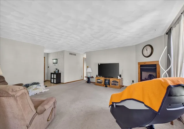 Homes for sale in South Beloit, IL | 5250 Jenkins Dr, South Beloit, IL 61080 | MLS# 12698461