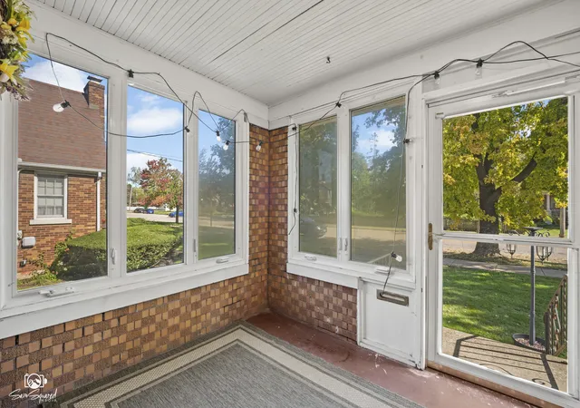 Photo 3 of Single family home for sale at 117 N Reed St, Joliet, IL 60435 | MLS# 12698483 | Listing updated on 2026-10-08