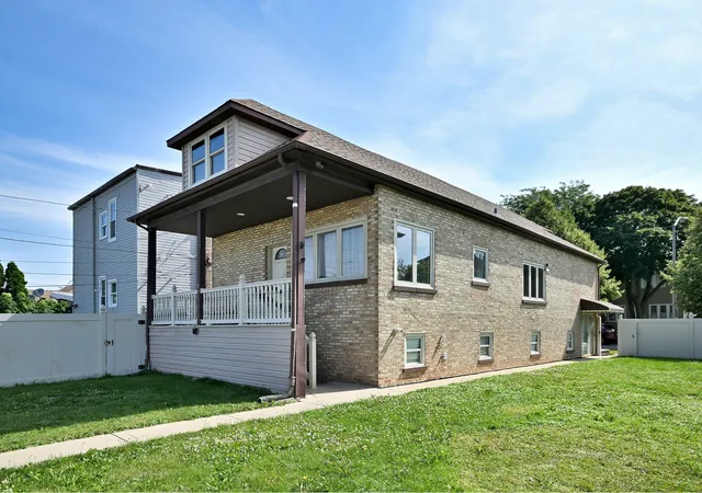 Photo 3 of Sale Pending at 1012 N 24th Avenue, Melrose Park, IL 60160 | MLS# 12698531 | Listing updated on 2026-10-02
