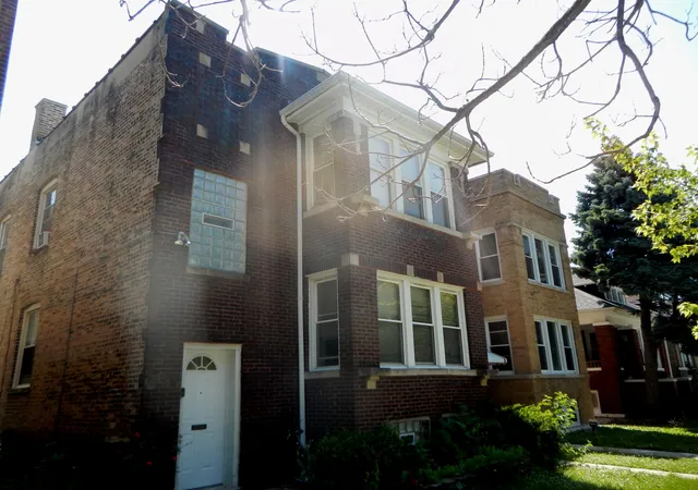 3rd image of 6419 S Maplewood Ave, Chicago, IL 60629 | MLS# 12698537