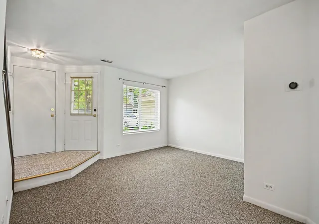 Photo 2 of Townhouse for sale at 2734 Preston Ct, Aurora, IL 60502 | MLS# 12698617 | Listing updated on 2026-09-22