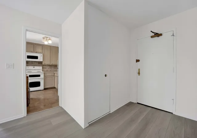 Photo 2 of Condo for sale at 1850 N Clark St #307, Chicago, IL 60614 | MLS# 12698625 | Listing updated on 2026-07-20
