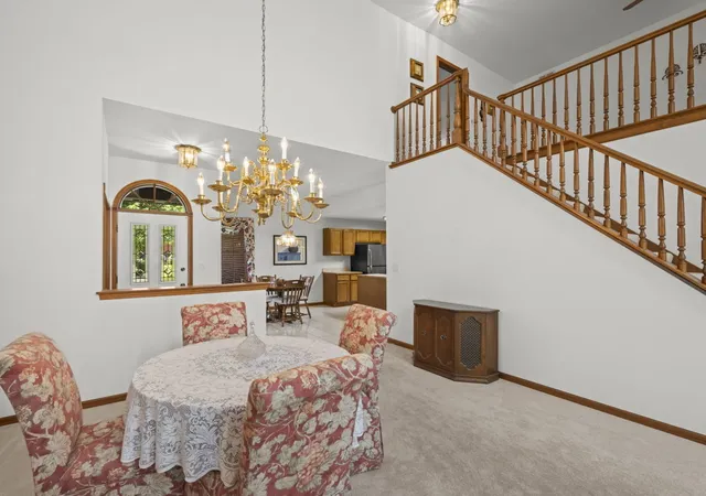 5th image of 204 Jason Ct, Bloomingdale, IL 60108 | MLS# 12698632