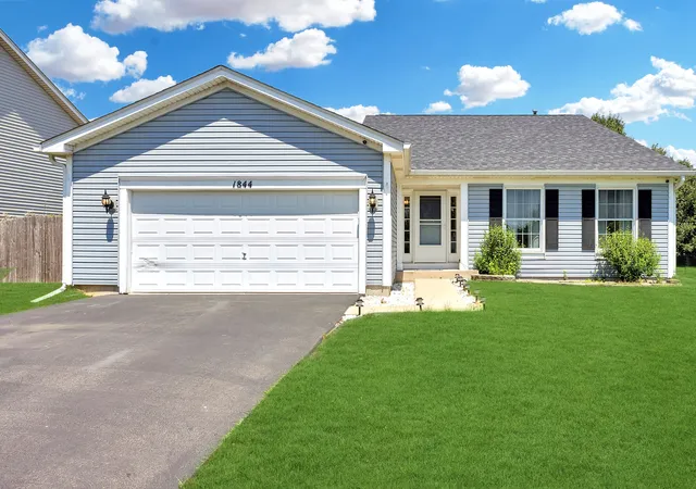Homes for sale in Plainfield, IL | 1844 Kendall Ridge Blvd, Plainfield, IL 60586 | MLS# 12698651