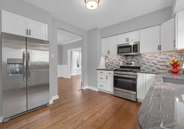 Homes for sale in Chicago, IL | 5830 N Nagle Ave, Chicago, IL 60646 | MLS# 12698656
