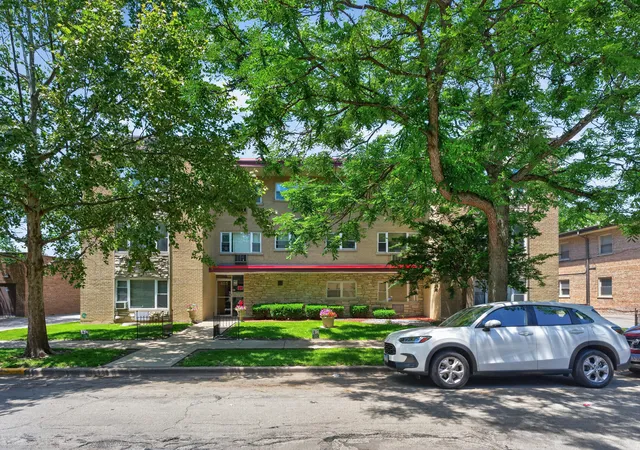 Homes for sale in Oak Park, IL | 415 S Maple Ave #503, Oak Park, IL 60302 | MLS# 12698675