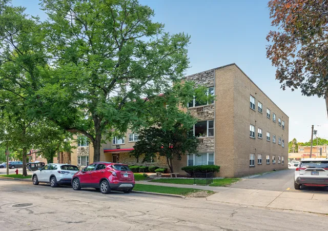 Homes for sale in Oak Park, IL | 415 S Maple Ave #503, Oak Park, IL 60302 | MLS# 12698675