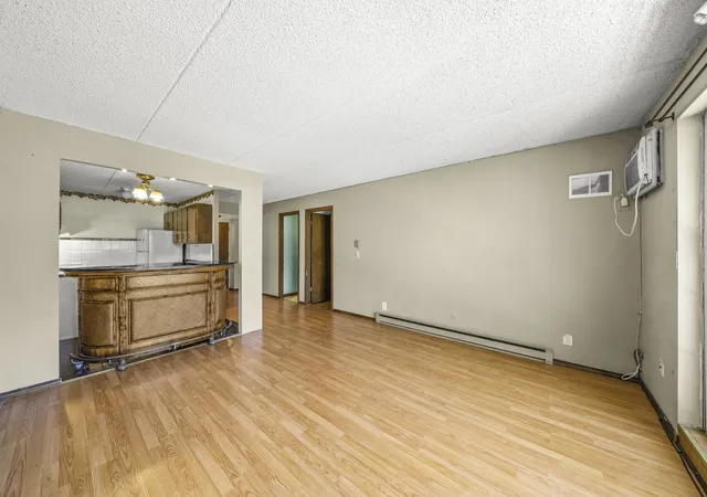 Homes for sale in Aurora, IL | 1060 N Farnsworth Ave, Aurora, IL 60505