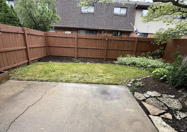 Homes for sale in New Lenox, IL | 1910 Heatherway Ln #19, New Lenox, IL 60451 | MLS# 12698699
