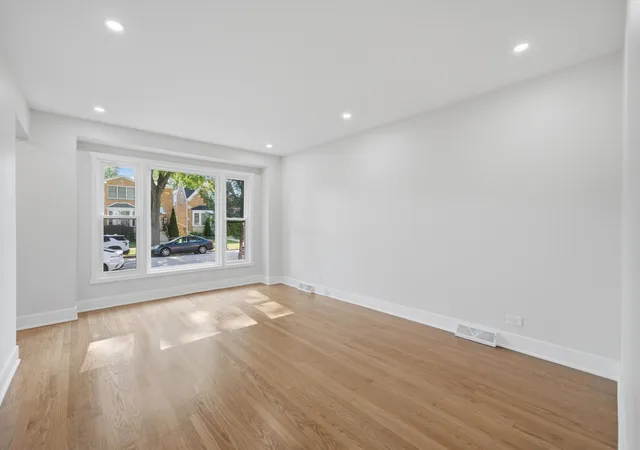 Photo 3 of Single family home for sale at 6332 N Mobile Ave, Chicago, IL 60646 | MLS# 12698705 | Listing updated on 2026-09-22