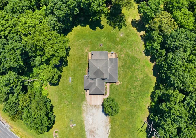 49th image of 169 State Hwy 128, Cowden, IL 62422 | MLS# 12698745