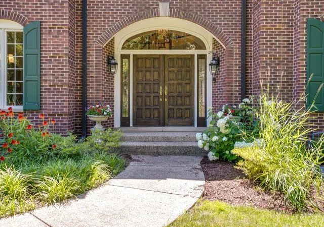 Homes for sale in Lake Forest, IL | 610 S Ridge Rd, Lake Forest, IL 60045 | MLS# 12698765