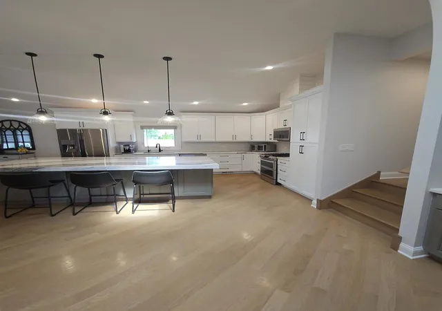 5th image of 12817 S Surrey Ct, Palos Park, IL 60464 | MLS# 12698774