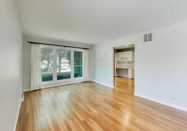 Homes for sale in Arlington Heights, IL | 1326 S Dunton Ave, Arlington Heights, IL 60005 | MLS# 12698828