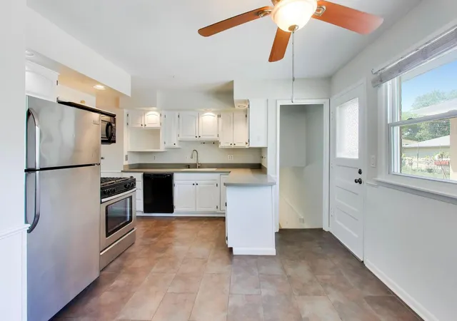 Homes for sale in Arlington Heights, IL | 1326 S Dunton Ave, Arlington Heights, IL 60005 | MLS# 12698828