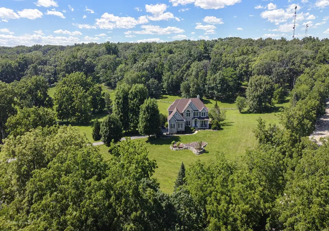 Photo 4 of Single family home for sale at 41w798 Beith Rd, Elburn, IL 60119 | MLS# 12698870 | Listing updated on 2026-09-22