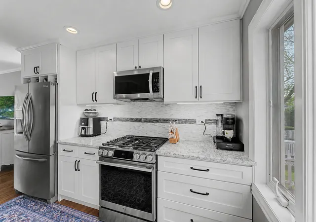 Photo 2 of Single family home for sale at 2531 Glenview Rd, Glenview, IL 60025 | MLS# 12698887 | Listing updated on 2026-09-16