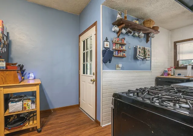 Homes for sale in Rockford, IL | 332 N London Ave, Rockford, IL 61107 | MLS# 12698901