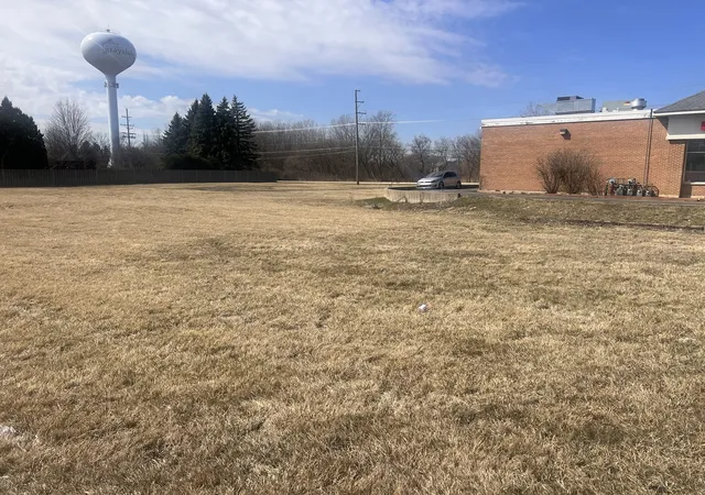 Homes for sale in Grayslake, IL | 34625 N Il Route 83 Rd, Grayslake, IL 60030 | MLS# 12698915