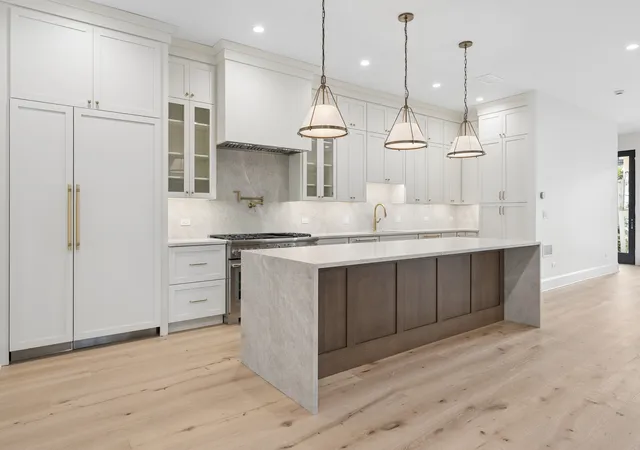 Photo 2 of Single family home for sale at (Undisclosed), Chicago, IL 60657 | MLS# 12698952 | Listing updated on 2026-09-23