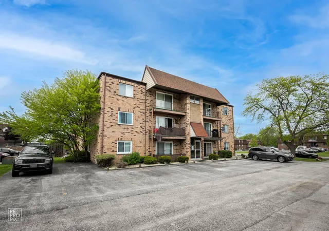 1st image of 7109 Laverne Ln #1A, Tinley Park, IL 60477 | MLS# 12698954