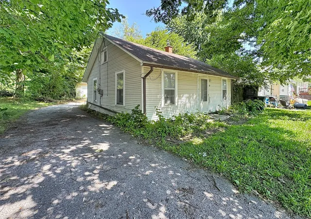 Homes for sale in Rock Island, IL | 4009 6th St, Rock Island, IL 61201 | MLS# 12698963