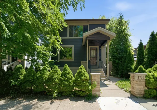 1st image of 1735 Grey Ave, Evanston, IL 60201 | MLS# 12698994