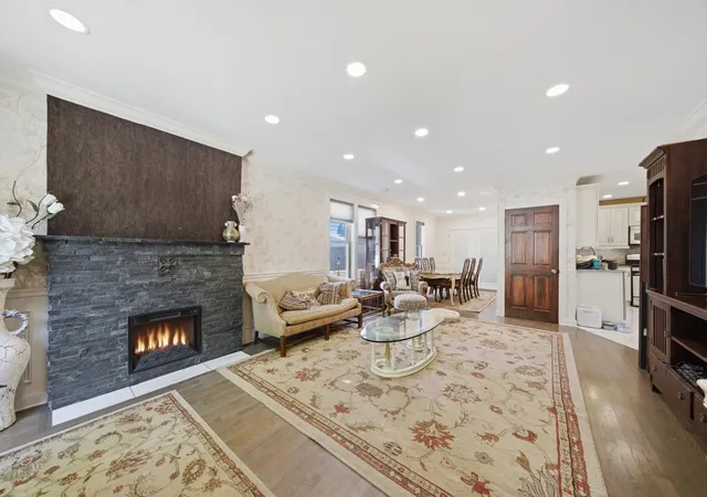 5th image of 1735 Grey Ave, Evanston, IL 60201 | MLS# 12698994