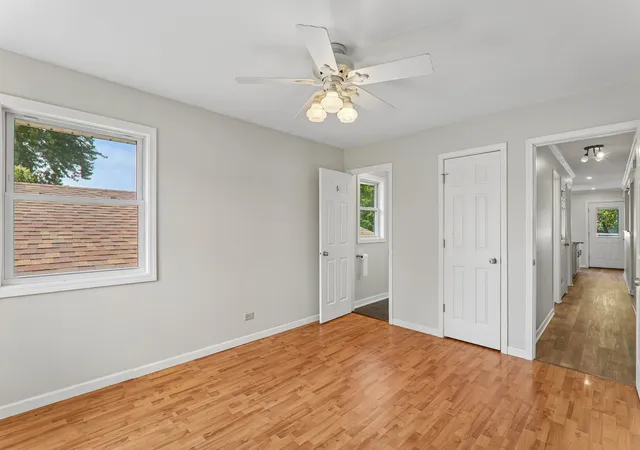 Homes for sale in Antioch, IL | 327 Oakwood Dr, Antioch, IL 60002 | MLS# 12698995