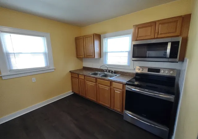 4th image of 912 Douglas St, Morris, IL 60450 | MLS# 12698996