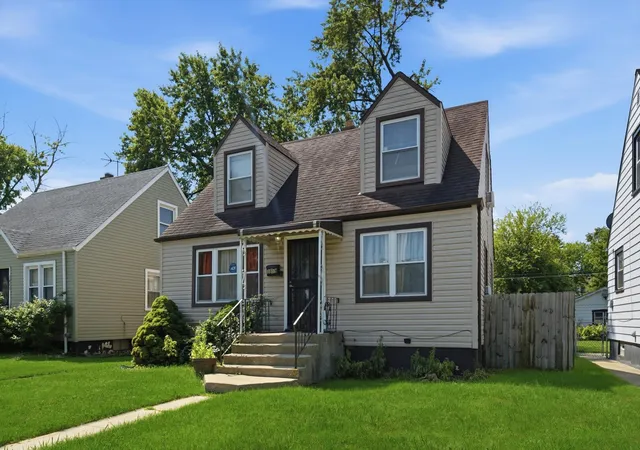 Photo 3 of Single family home for sale at 3809 W 86th Street, Chicago, IL 60652 | MLS# 12698997 | Listing updated on 2026-09-01